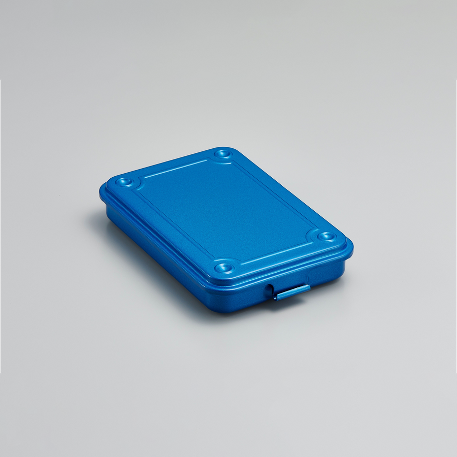 Toyo Steel T-152 Blue. Matte blue steel trunk-shaped toolbox, pressed from a single plate. Durable, lightweight, and stackable. 0.15kg.